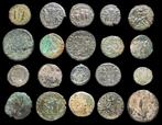Romeinse Rijk Lote 20 monedas Æ acuñadas entre los siglos, Postzegels en Munten