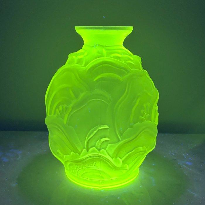 Scailmont - Charles Catteau - Vaas - Uraniumglas, Antiek en Kunst, Antiek | Glas en Kristal