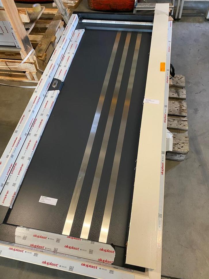 Kunststof voordeur of buitendeur [4 weken levertijd!], Doe-het-zelf en Verbouw, Kozijnen en Schuifpuien, Inclusief glas, Nieuw