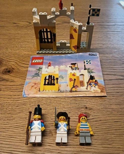 Lego Set - 6253 - Pirates - 6253 Fortress Ambush, Kinderen en Baby's, Speelgoed | Duplo en Lego