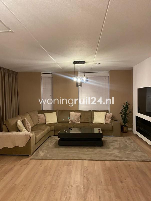 Woningruil - Amethiststraat 2 - 3 kamers en Zuid-Holland, Huizen en Kamers, Woningruil, Zuid-Holland