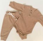 New Born babypakje 2-delig bruin/beige of oud roze, Verzenden, Nieuw, Kraamcadeau