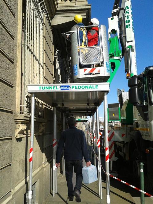 Veiligheids tunnel I Voetganger I Personeel l Hoogwerker, Zakelijke goederen, Overige Zakelijke goederen