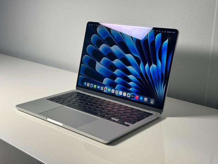 Macbook Air 13,6 M3 Zilver 4K Retina !! 512Gb SSD !!, Computers en Software, Apple Macbooks, 3 tot 4 Ghz, 13 inch, 512 GB, MacBook Air