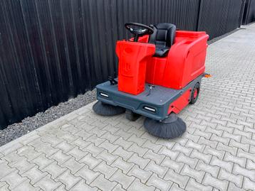 Veegmachine | 1500 mm veegbreedte | elektrisch | krachtig beschikbaar voor biedingen