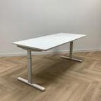 Tweedehands verstelbaar bureau 180x80 cm,  wit, Huis en Inrichting, Bureaus, Ophalen of Verzenden, In hoogte verstelbaar, Gebruikt