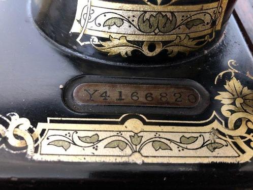 Singer 28K (1925) Naaimachine - Gietijzer, Antiek en Kunst, Kunst | Designobjecten