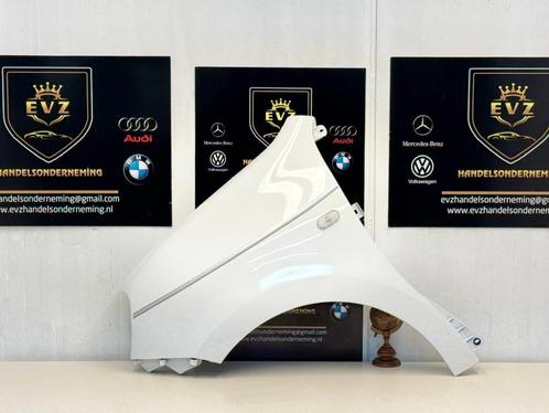 Renault Twingo spatbord/zijscherm links bj2022 White cristal, Auto-onderdelen, Carrosserie en Plaatwerk, Gebruikt, Renault, Voor