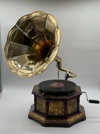 GRAMOPHONE - Grammofoon: handgemaakt Grammofoon