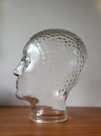 Hoofd van een figuur - Glas