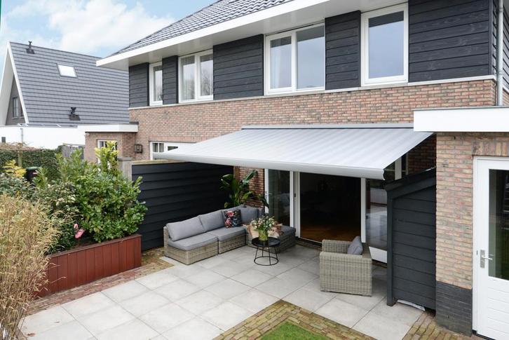 Knikarmscherm Stargrey 450 / 500 / 550 cm  (INCL. MONTAGE), Tuin en Terras, Zonneschermen, 450 cm of meer, 300 cm of meer, Elektrisch