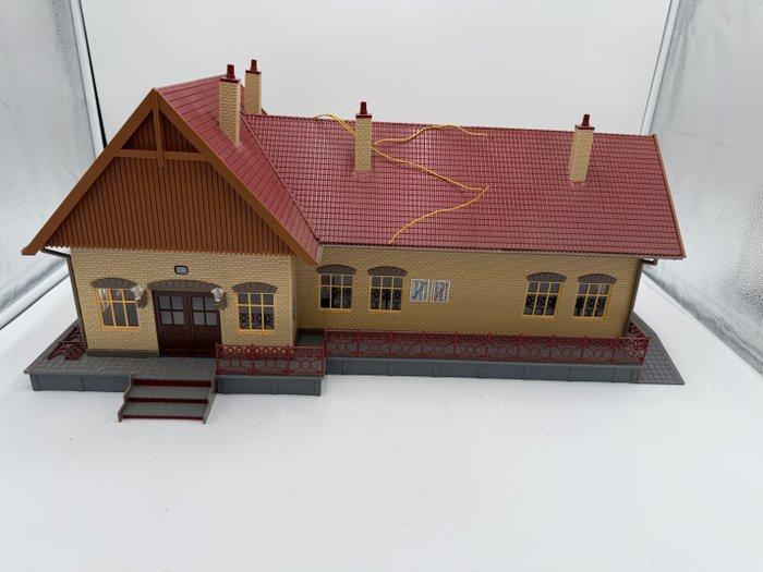 Märklin, Piko 1 - Modeltreingebouwen (2), Hobby en Vrije tijd, Modeltreinen | Overige schalen