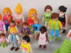 Playmobil - City - Playmobil Familie mit Möbel und Figuren