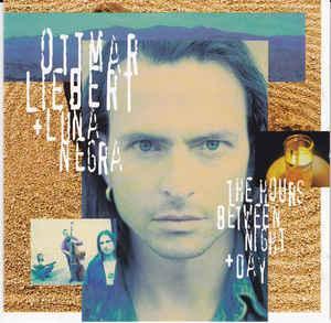 cd - Ottmar Liebert + Luna Negra - The Hours Between Nigh..., Cd's en Dvd's, Cd's | Overige Cd's, Zo goed als nieuw, Verzenden