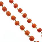 Vintage bloedkoraal kralen ketting met gouden slot | 76 cm, Sieraden, Tassen en Uiterlijk, Kettingen, Gebruikt, Overige kleuren