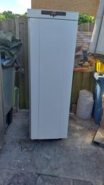 GRAM F410  , WERKT ALS NIEUW, Gebruikt, Koelen en Vriezen