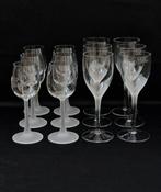 Wijnglas (12) - Matte steel en verfijnde geëtste gravures -