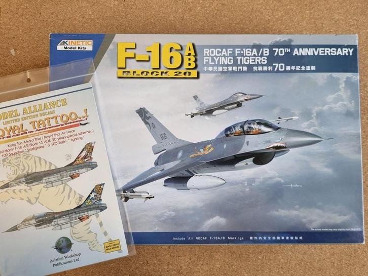 Kinetic K48055 F-16A/B Block 20 1:48 + Thai Airforce decals, Hobby en Vrije tijd, Modelbouw | Vliegtuigen en Helikopters, Verzenden