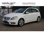 Mercedes B180 Panoramadak Leder Navi Stoelverwarming, Auto's, Mercedes-Benz, Nieuw, Benzine, B-Klasse, Voorwielaandrijving