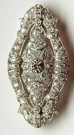 Broche Antiek 10ct. Diamanten en platina broche 1900-1930