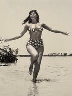 Bunny Yeager (1929-2014) - Pin-Up Bettie Page in Key