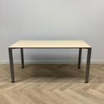Tweedehands Ahrend 700 verstelbaar bureau / tafel, (bxd), Ophalen of Verzenden, In hoogte verstelbaar, Gebruikt, Bureau
