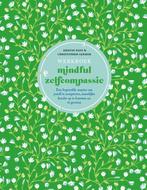 Werkboek mindful zelfcompassie 9789057125218, Zo goed als nieuw