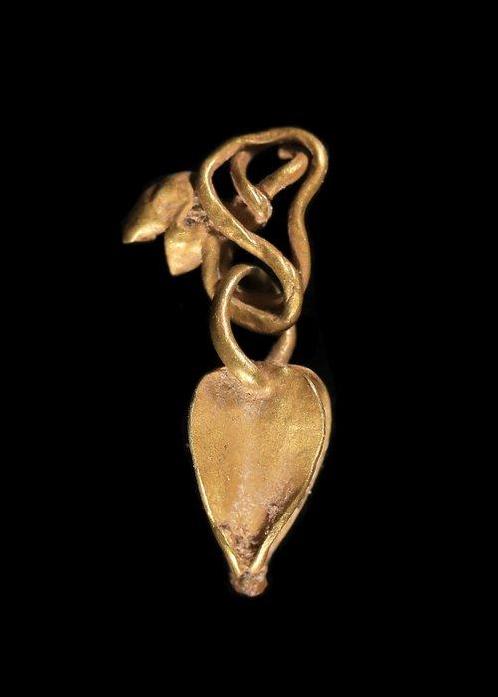 West-Aziatisch Goud Bladhanger met gedraaide bloembloze lus, Antiek en Kunst, Antiek | Overige Antiek