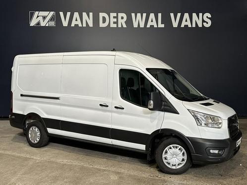 Ford Transit 2.0 TDCI 131pk L3H2 Euro6 Airco | Camera | Navi, Auto's, Bestelauto's, Dealer onderhouden, Lease, Zwart, Handgeschakeld