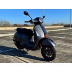 Vespa GTS SuperSport 310 Mat-Grijs Demo 02-2025 / 300km, Motoren, Motoren | Piaggio, Scooter, 1 cilinder, 12 t/m 35 kW, ABS