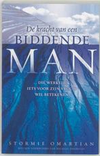 De kracht van een biddende man 9789060679777, Verzenden, Zo goed als nieuw, Stormie Omartian