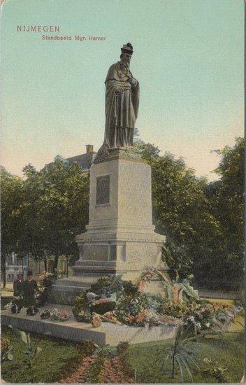 NIJMEGEN - Standbeeld Mgr. Hamer, Verzamelen, Ansichtkaarten | Nederland, Verzenden