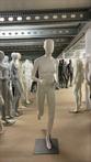 dames etalage figuur running