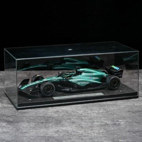 Bburago 1:43 - Model raceauto - Aston Martin F1 AMR23, Hobby en Vrije tijd, Modelauto's | 1:5 tot 1:12