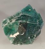 Fluoriet Kristal - Hoogte: 8 cm - Breedte: 5 cm- 206 g, Verzamelen, Mineralen en Fossielen