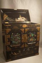 Japaanse sieradenkast met gelakte parelmoer Kodansu - Japan