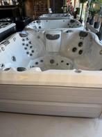 Jacuzzi J-375 Showroommodel – MET BLUETOOTH, Nieuw