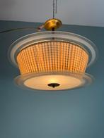 Lamp - Elegante Vintage Hanglamp: Tijdloze Charme voor Elk, Antiek en Kunst, Curiosa en Brocante