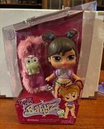 Bratz Babyz - Yasmin - Opwindbaar blikken figuur -, Antiek en Kunst, Antiek | Speelgoed