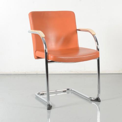 Lande vergaderstoel, oranje leder, sledeframe, Huis en Inrichting, Bureaustoelen, Ophalen of Verzenden
