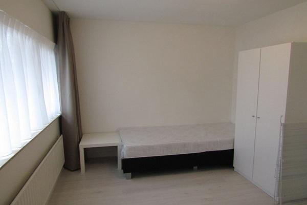 Kamer Louise de Colignystraat in Eindhoven, Huizen en Kamers, Kamers te huur, 20 tot 35 m², Eindhoven