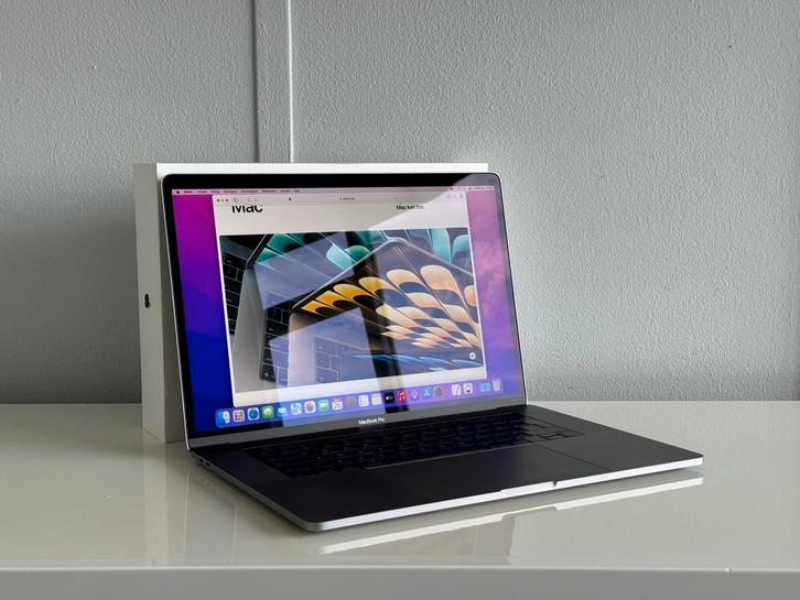 MacBook Pro 15,4 4K Retina!! intel Quad Core i7 !! 16GB RAM, Computers en Software, Apple Macbooks, 2 tot 3 Ghz, 15 inch, 256 GB