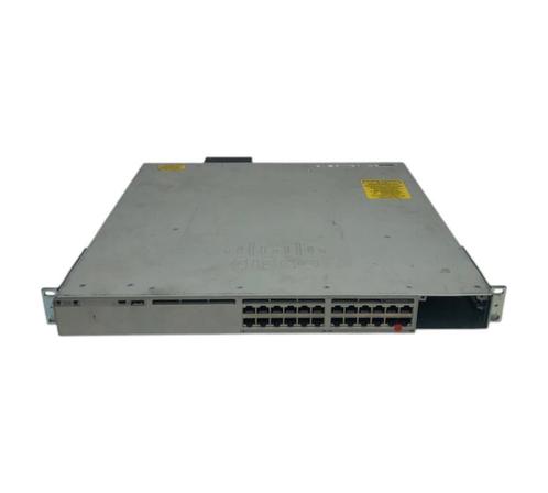 Cisco C9300-24U-A used ( damaged ), Computers en Software, Netwerk switches, Ophalen of Verzenden