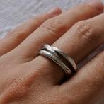 Zilveren robuuste ring met zirconia | ESPRIT (zilveren ring), Sieraden, Tassen en Uiterlijk, Ringen, 18 tot 19, Gebruikt, Overige kleuren