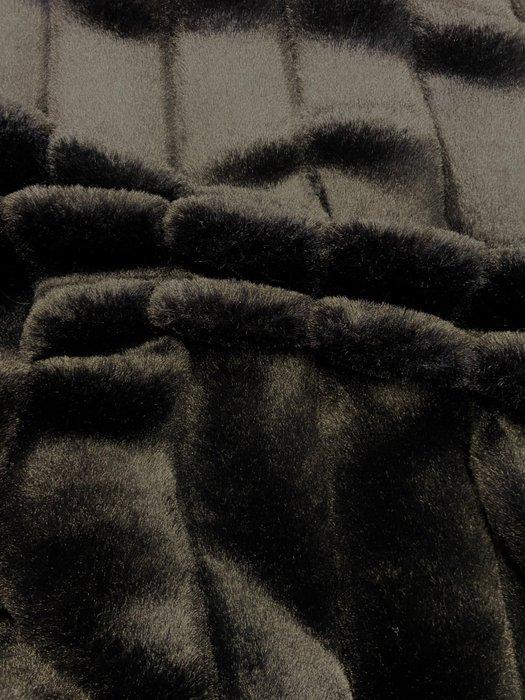 Spectaculaire snit van ongelooflijk zachte gestreepte pels, Antiek en Kunst, Antiek | Kleden en Textiel