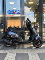 Piaggio Zip E5 custom Midnight Blue | LED | 12mnd. garantie!, Maximaal 45 km/u, Zip, Ophalen of Verzenden, Zo goed als nieuw