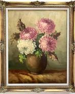 Tilly Moes (1899-1979) - Stilleven met Chrysanten