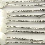 Dubbelzijdig bewerkte gebaksvorkjes met bijpassende, Antiek en Kunst, Antiek | Goud en Zilver