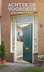 Achter de voordeur - 55 jaar makelaars verhalen, Verzenden, Zo goed als nieuw, Brantjes Makelaars