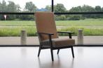 Havee Cloak fauteuil 1963 hoge rug stof Ploeg Eiken frame, Huis en Inrichting, Fauteuils, Ophalen of Verzenden, Nieuw, Stof